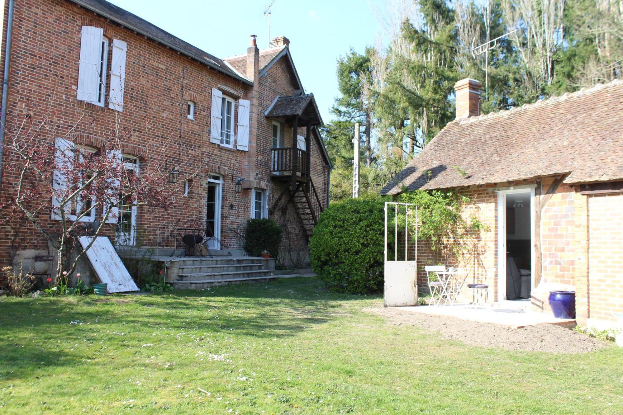 Willa Chez Santia Brinon-sur-Sauldre Zewnętrze zdjęcie